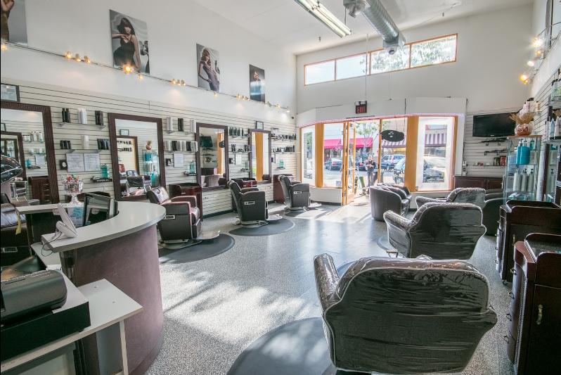 Salon Avalon