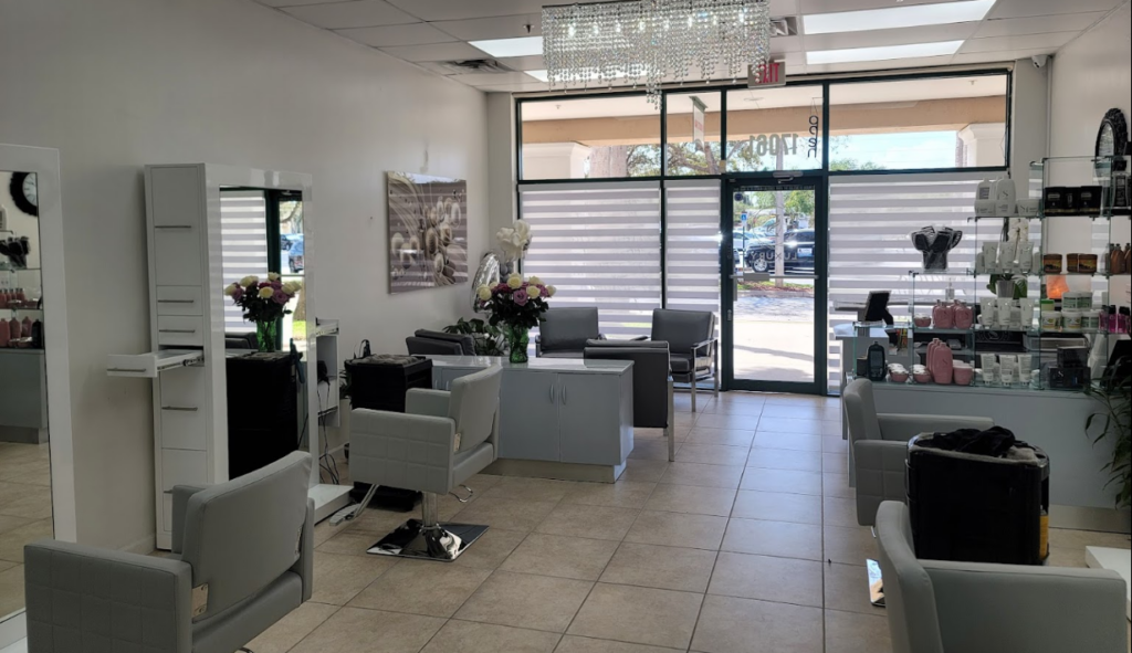 LUXURY HAIR STUDIO ll