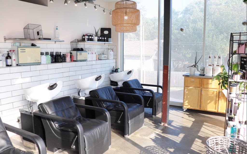 Lumine Salon Waldo