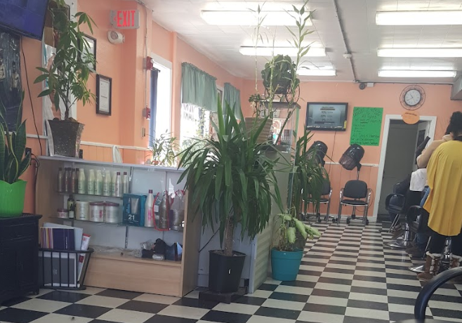 Yari's Dominican Hair Salon