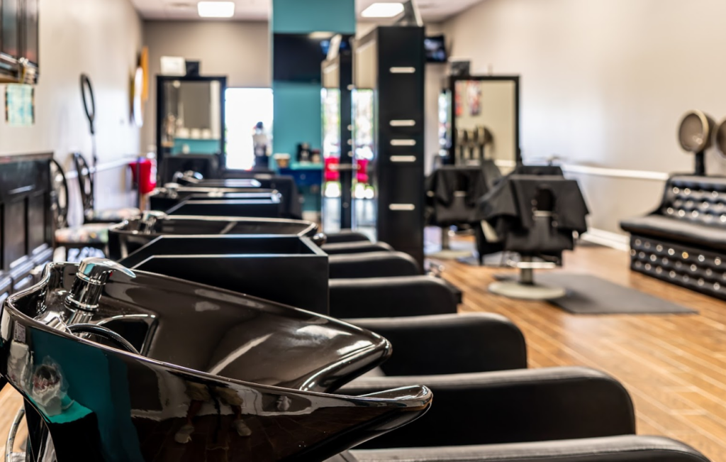 International Hair Studio